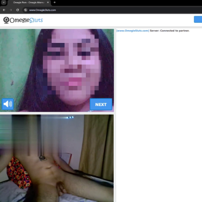 Omegle girl flashes tits on cam